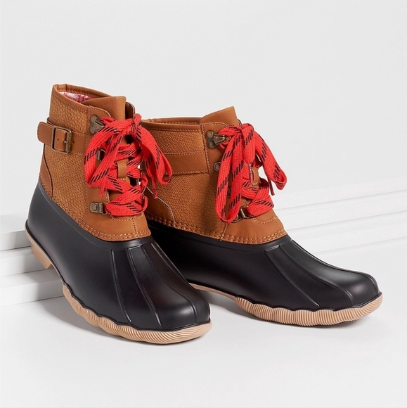Maurices Jade Side Buckle Lace Up Duck Boot Red Lace Rainboots - Picture 1 of 12